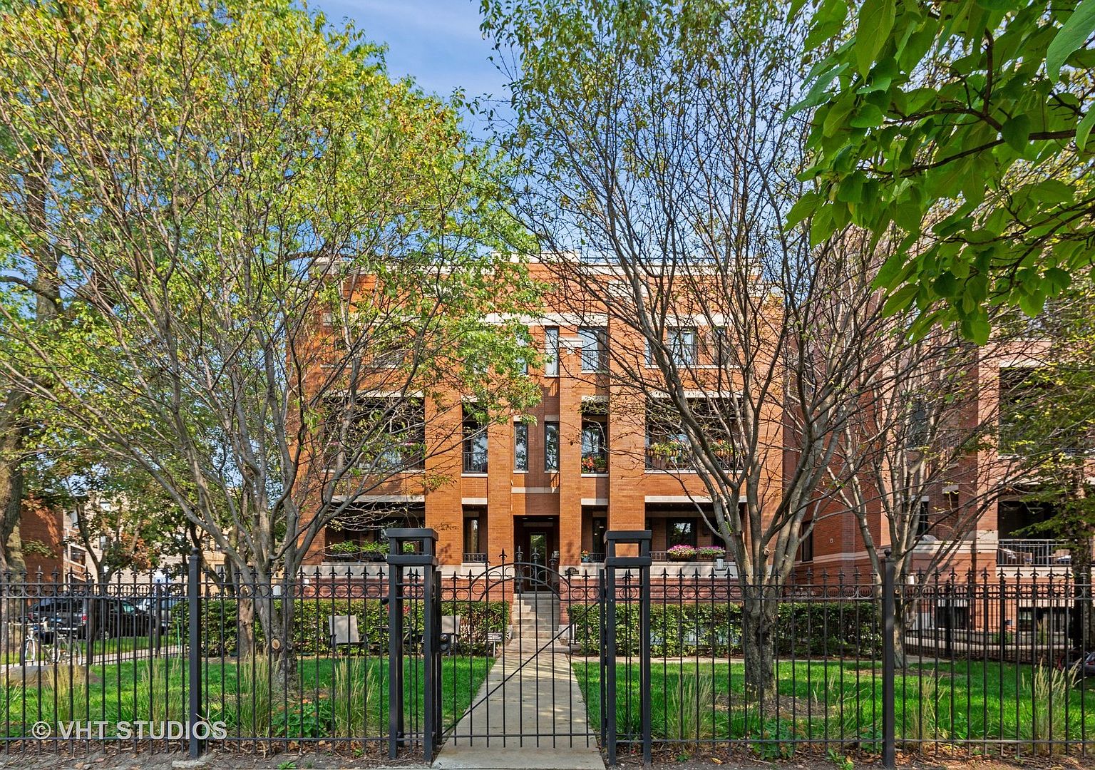 2554 W Logan Blvd APT 302, Chicago, IL 60647 Zillow