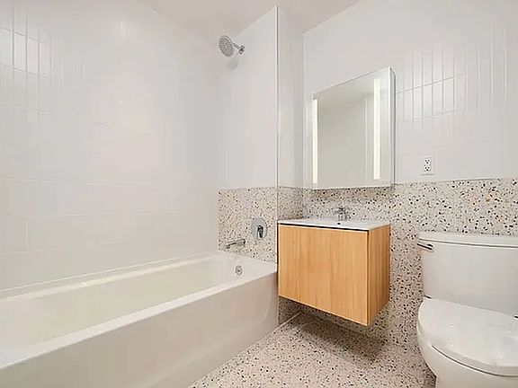 5th image of 378 Weirfield St #1104