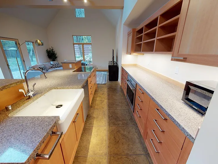 6540 Valley View Rd — Photo 21