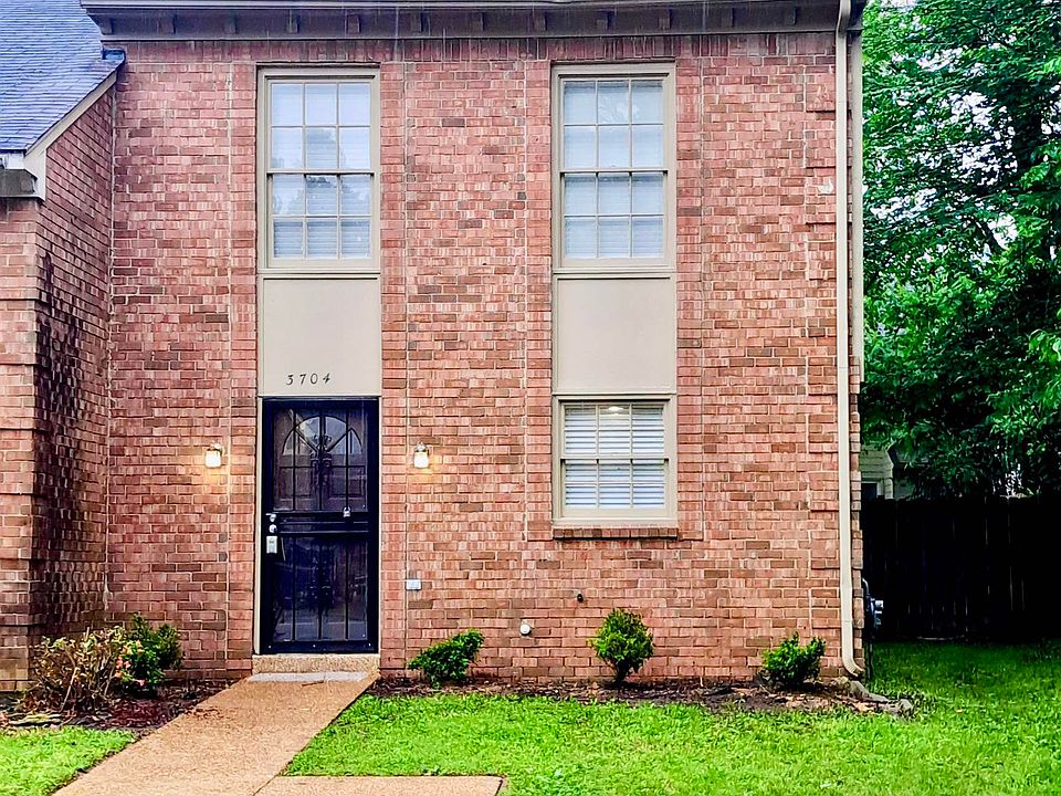 1st image of 3704 Hyacinth Dr