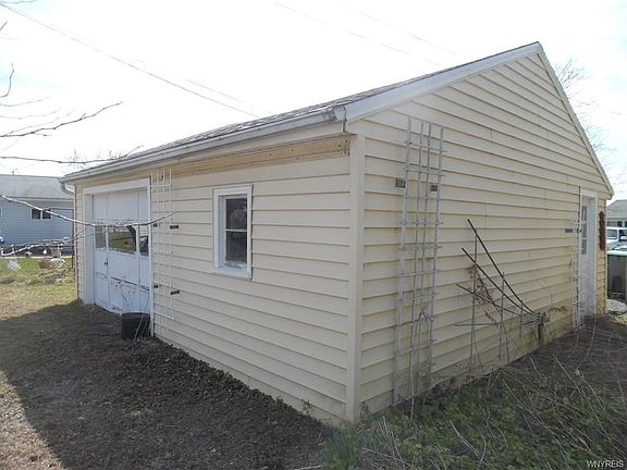 5th image of 45 Westbourne Dr