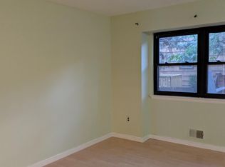 1202 Merrywood Dr, Edison, NJ 08817