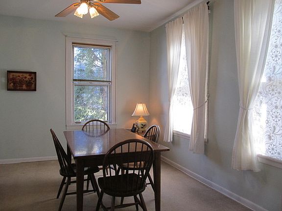 2nd image of 1429 Elmwood Ave