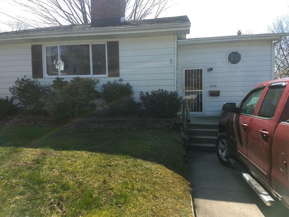 1st image of 426 Marshall Dr