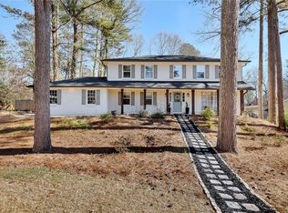 1772 Huntingford Dr, Marietta, GA 30068