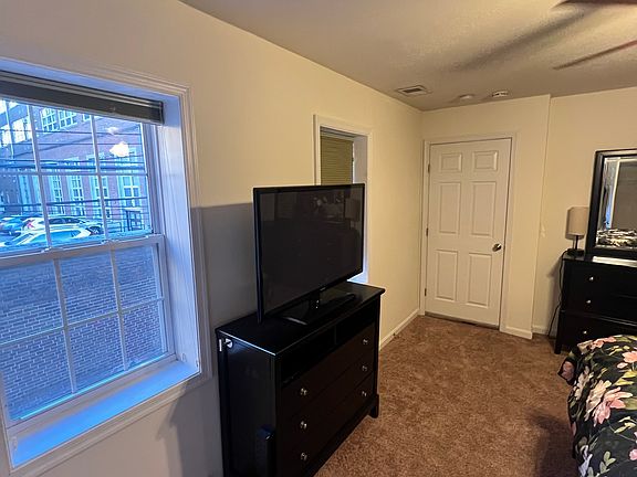 4th image of 2026 Portugal St #1