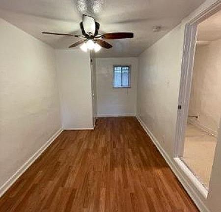 4th image of 1706 Glenoaks Blvd