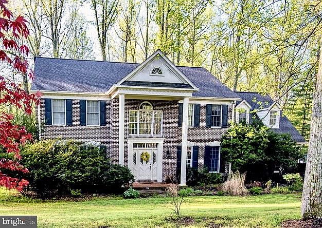1st image of 6605 Plantation Ln