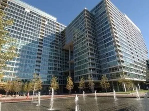 9715 Woods Dr Unit 407, Skokie, IL 60077