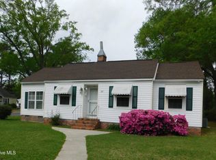 727 Pine St, Laurinburg, NC 28352