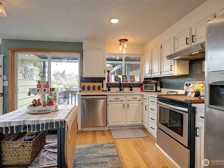 200 Ocean Lake Way NW #1 — Photo 4