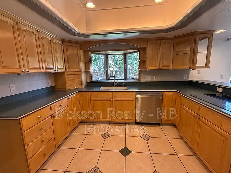 3970 Bolivar Ct #LEASE UP — Photo 6