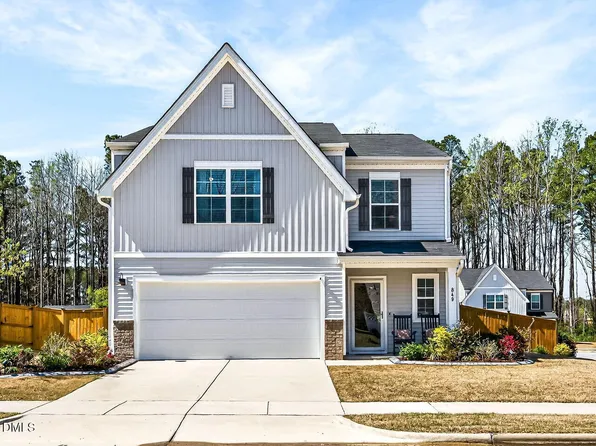 849 Bellewood Gardens Dr, Angier, NC 27501