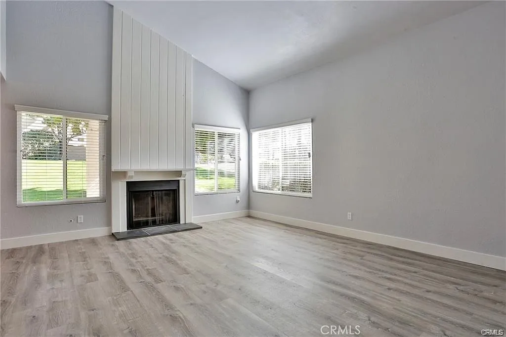 3 bed, 1501 sqft, $3,300 — Photo 2