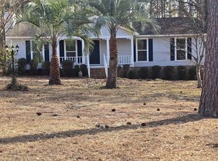 1530 Autumn Ln, Lugoff, SC 29078