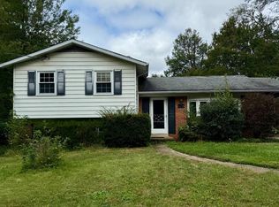 4400 Alta Vista Dr, Fairfax, VA 22030