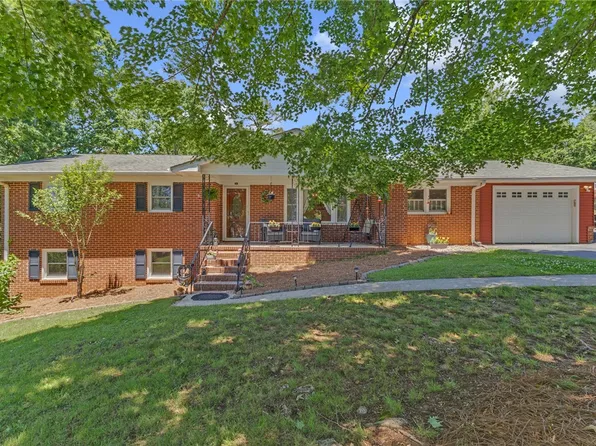 203 Mae St, Liberty, SC 29657