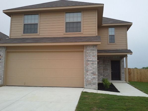 10706 Hunters Pond