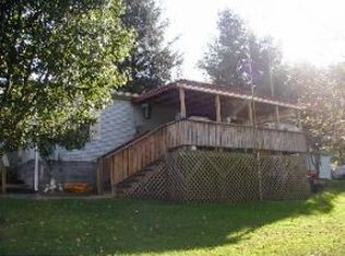 15 E 25th St S, Big Stone Gap, VA 24219