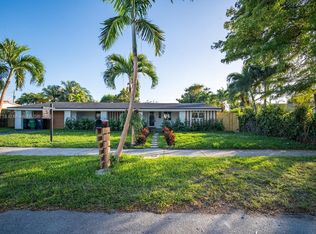 9960 SW 54th St, Miami, FL 33165