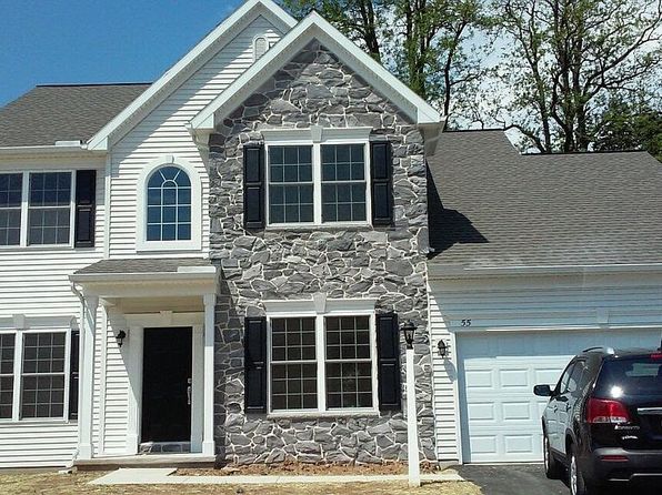 55 Hamlet Circle