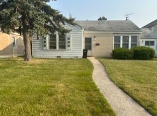 8111 W Charmaine Rd, Harwood Heights, IL 60706