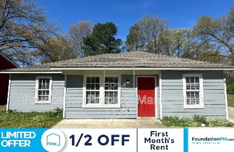 3751 Oak Lake Ln — Photo 1
