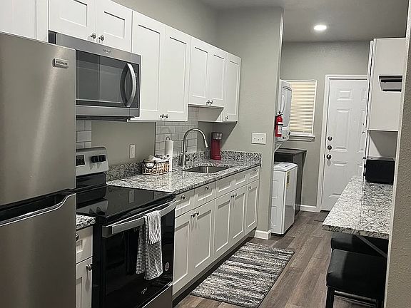 2nd image of 1243 Schley Ave #202