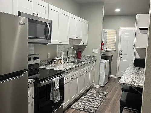 1243 Schley Ave #201 Photo 1