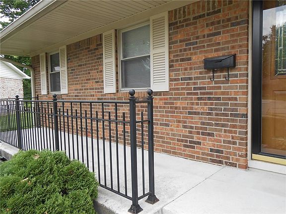 3rd image of 10231 Greenbrook Ct