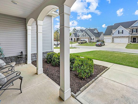 2nd image of 1065 Catskills Way