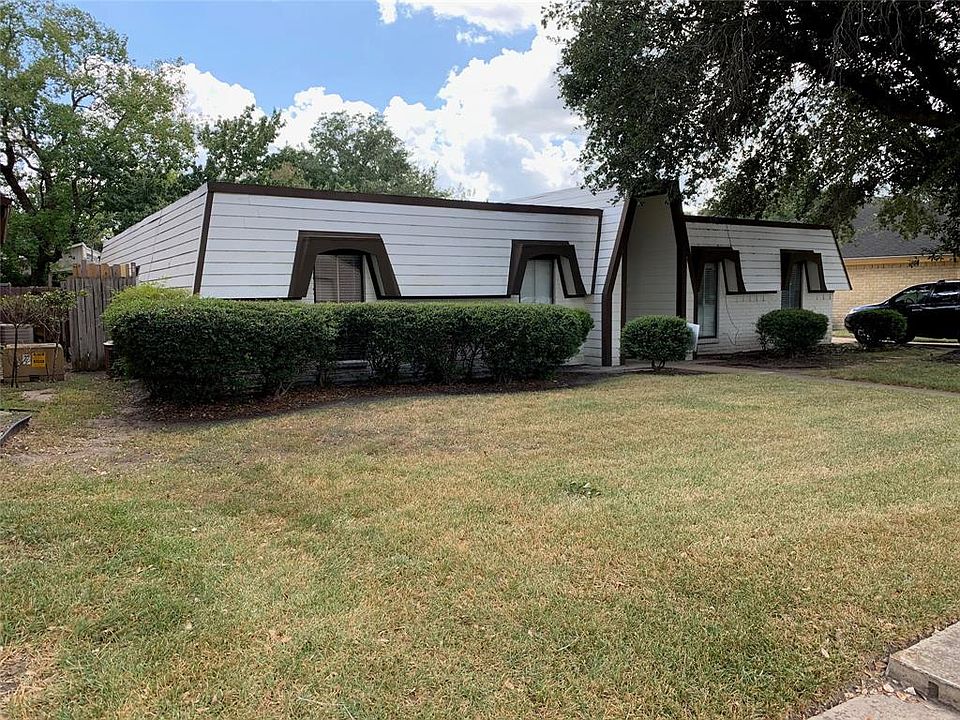 1st image of 7711 Chasewind Dr