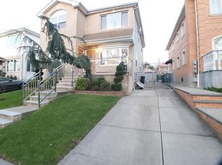 69-51 228 #1, Oakland Gardens, NY 11364