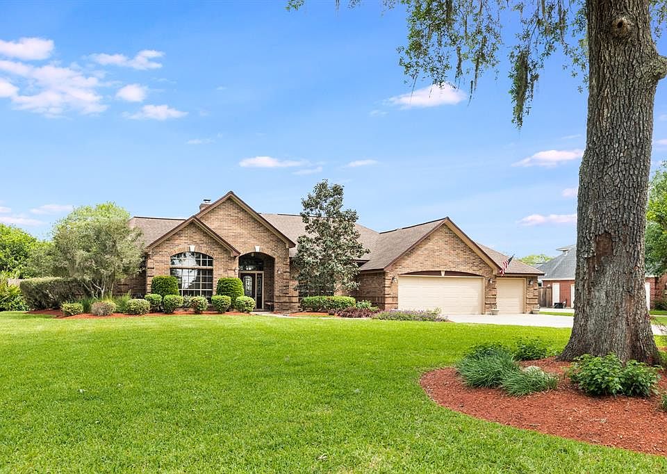 1st image of 53 Chesswood Ct