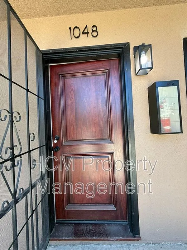 2 bed, 1.0 bath, 625 sqft, $2,200 — Photo 2