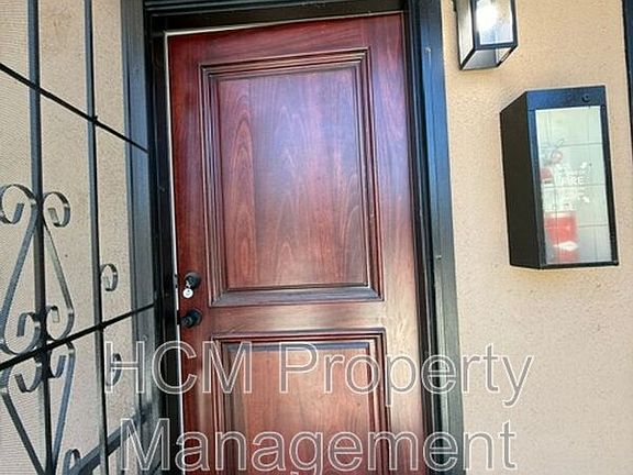 2nd image of 1044 Cedar Ave Unit 1048