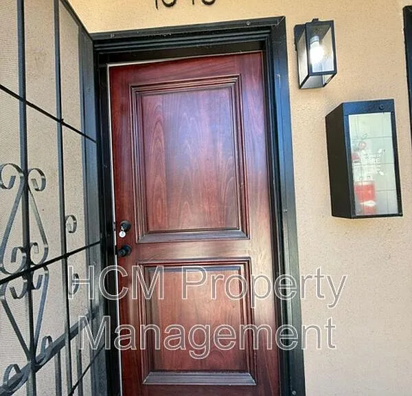 1044 Cedar Ave #1048 — Photo 2