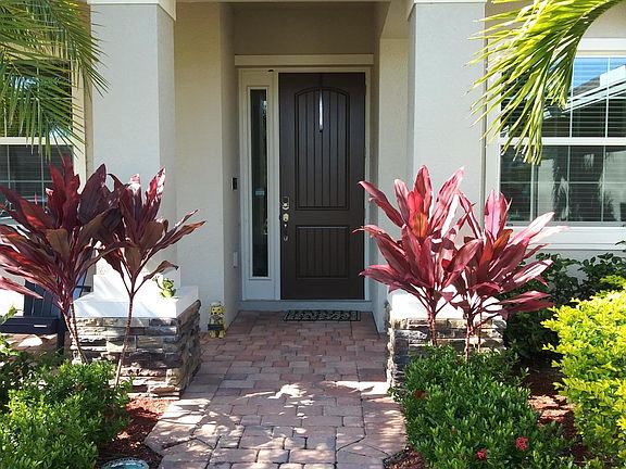 5th image of 328 SW Vista Lake Dr
