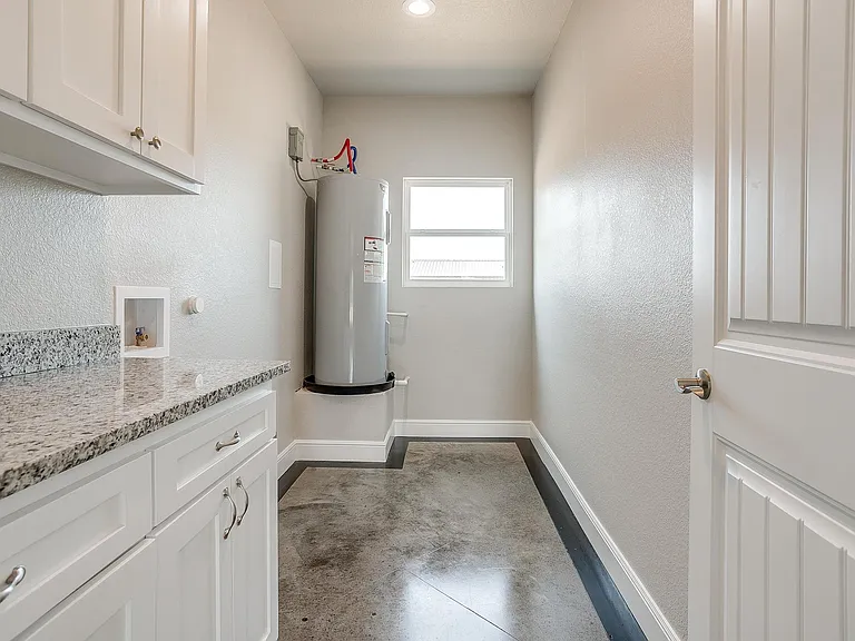 10A Frost Ln #10A — Photo 15
