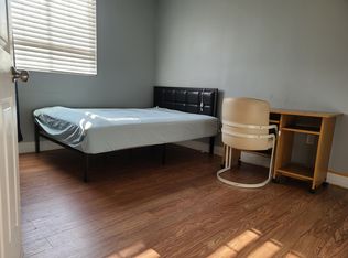 943 N Heliotrope Dr, Los Angeles, CA 90029