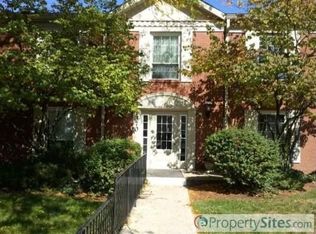 7370 Lions Head Dr #2, Indianapolis, IN 46260