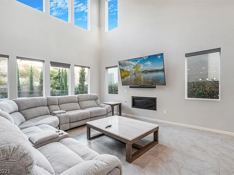 32 Vista Outlook St — Photo 10