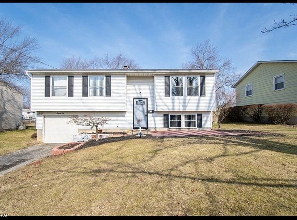 1st image of 5630 Stanford Ave