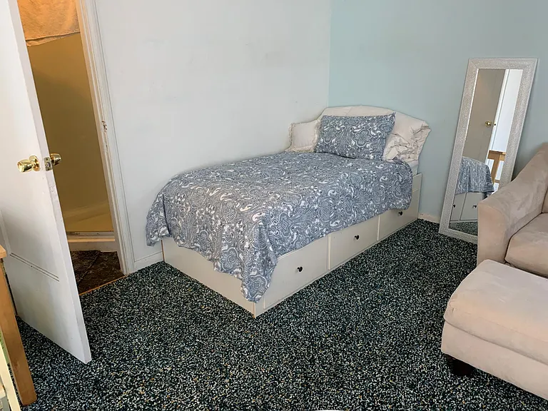 137 N Stanley Dr #2 — Photo 5