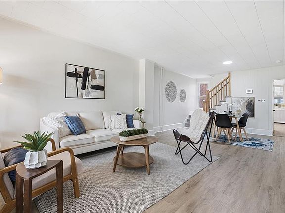 3rd image of 2021 W Green St