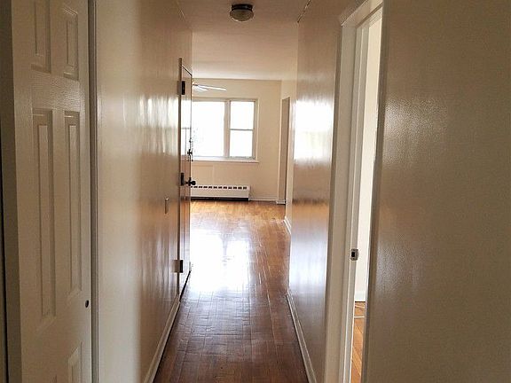 5th image of 4307 25th Ave #3