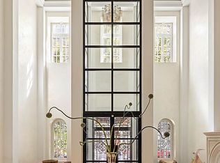 5 E 63rd St, New York, NY 10065