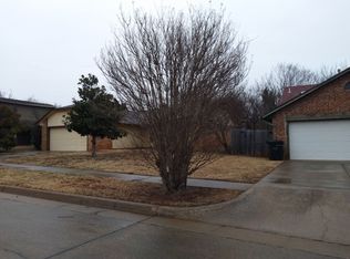 1008 David Rd, Moore, OK 73160