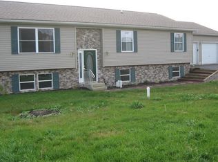 7978 Allemaengel Rd, New Tripoli, PA 18066