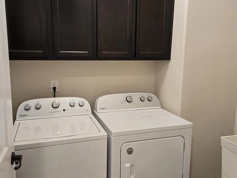 835 Silver Pine Dr — Photo 23